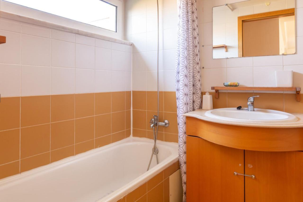 One Bedroom Apartment With Stunning River Views And Private Rooftop! Lisbon Exterior photo